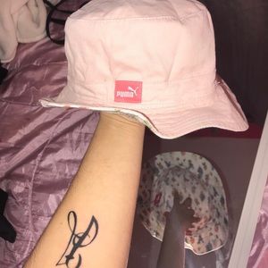 reversible PUMA bucket hat